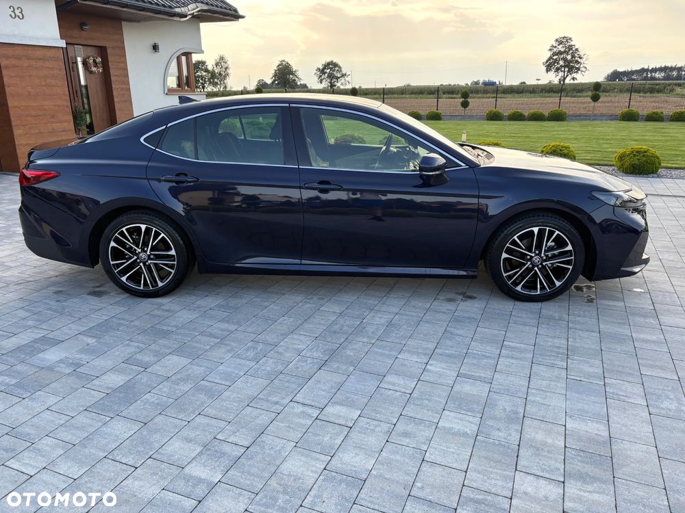 Toyota Camry 2.5 Hybrid Executive CVT - 7