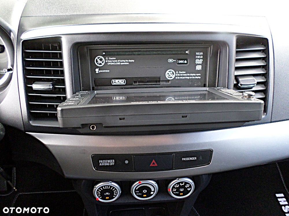 Mitsubishi Lancer 1.8 Instyle NAVI - 18