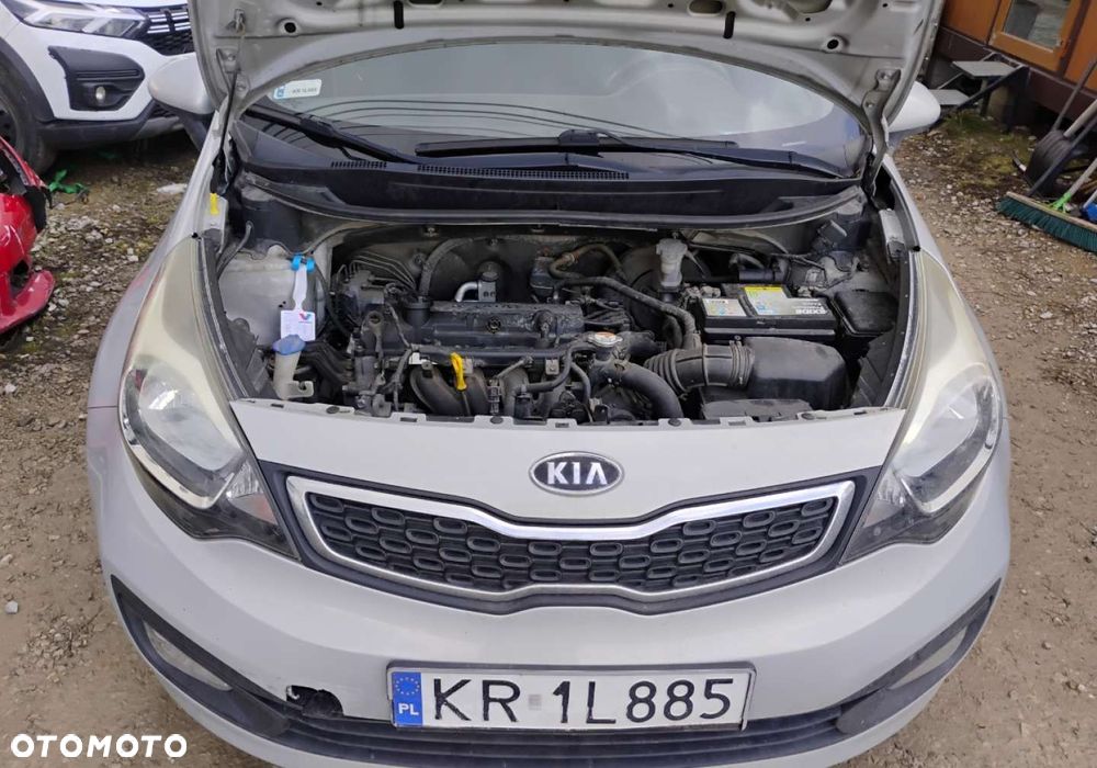 Kia Rio - 6