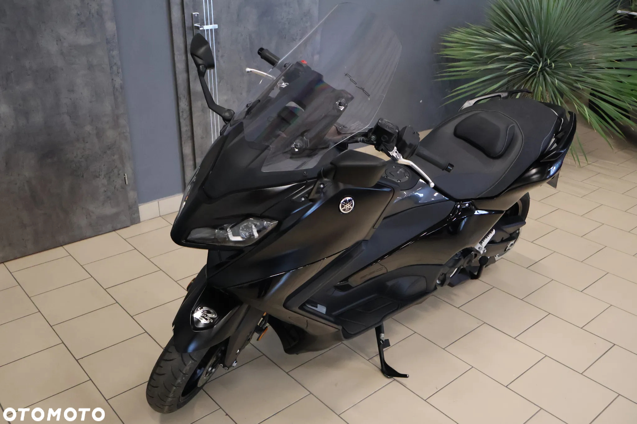 Yamaha Tmax - 22