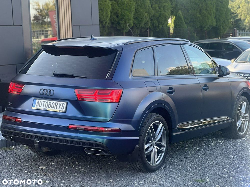 Audi Q7 - 7