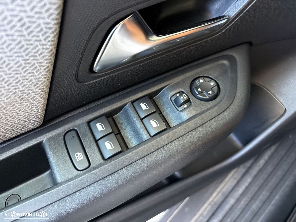Citroën C4 1.5 BlueHDi Shine Pack EAT8 - 12
