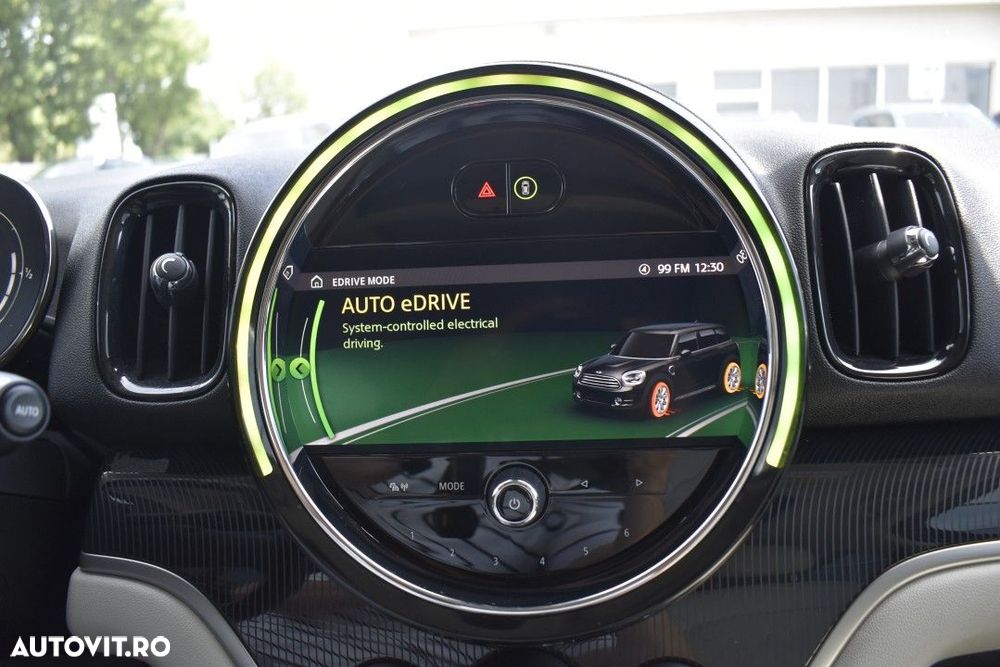 Mini Countryman Cooper SE ALL4 AT - 24