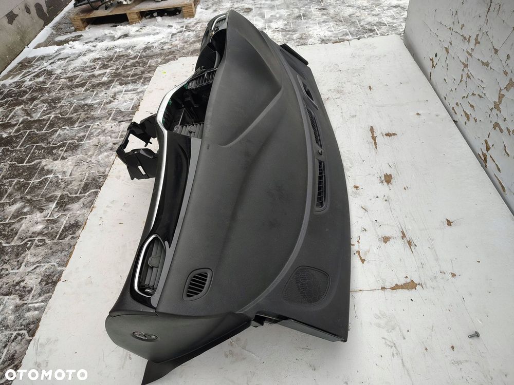 DESKA ROZDZIELCZA KONSOLA OPEL ASTRA 5 V K - 10