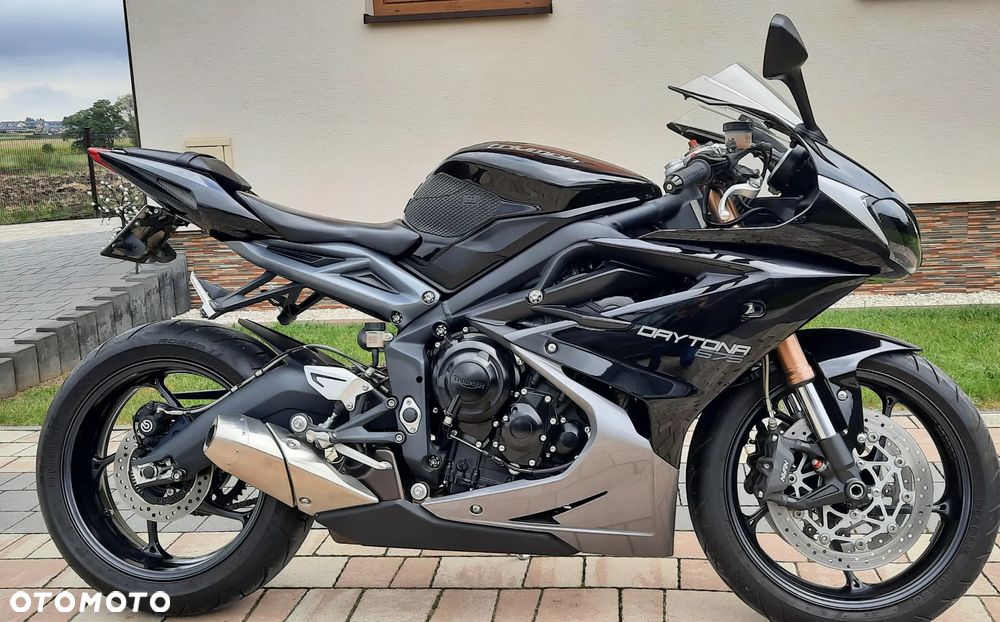 Triumph Daytona - 6