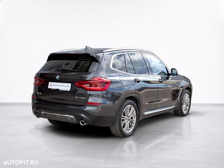 BMW X3 xDrive20d AT Luxury Line - 7