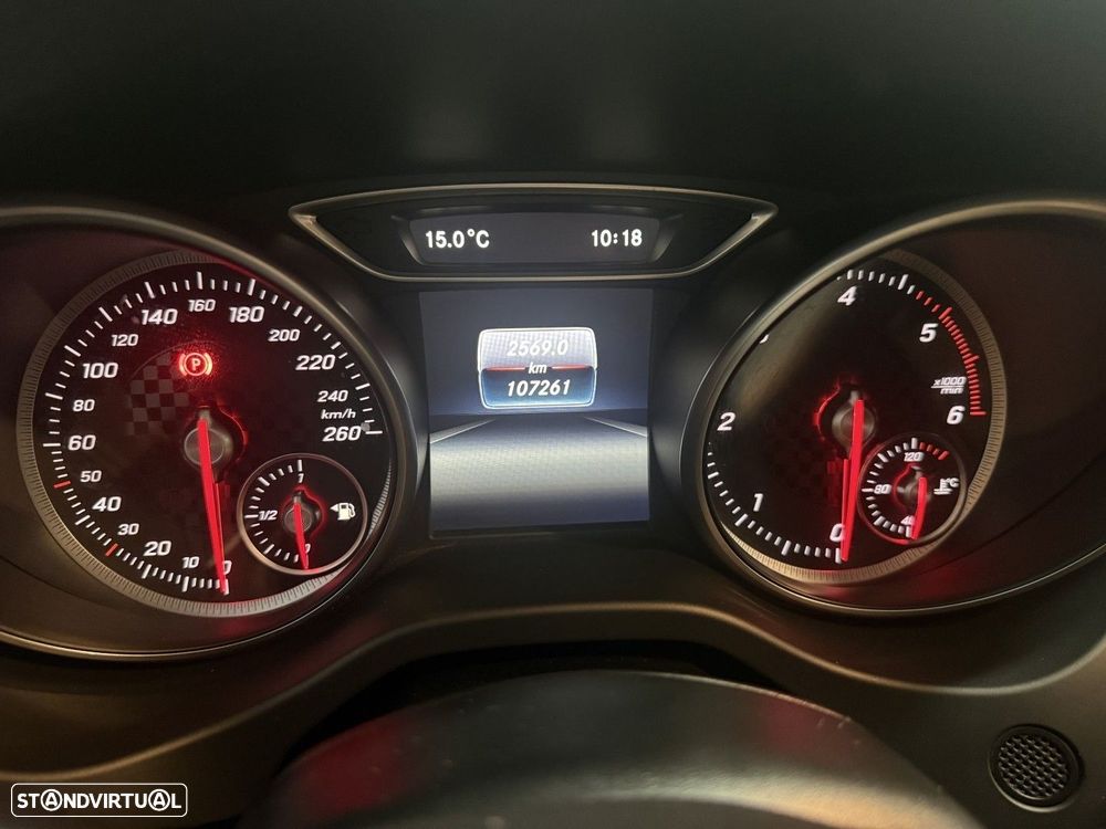 Mercedes-Benz A 180 d Urban - 12