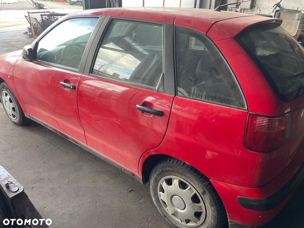 SEAT IBIZA NA CZĘŚCI Kolor : LP3G - 3