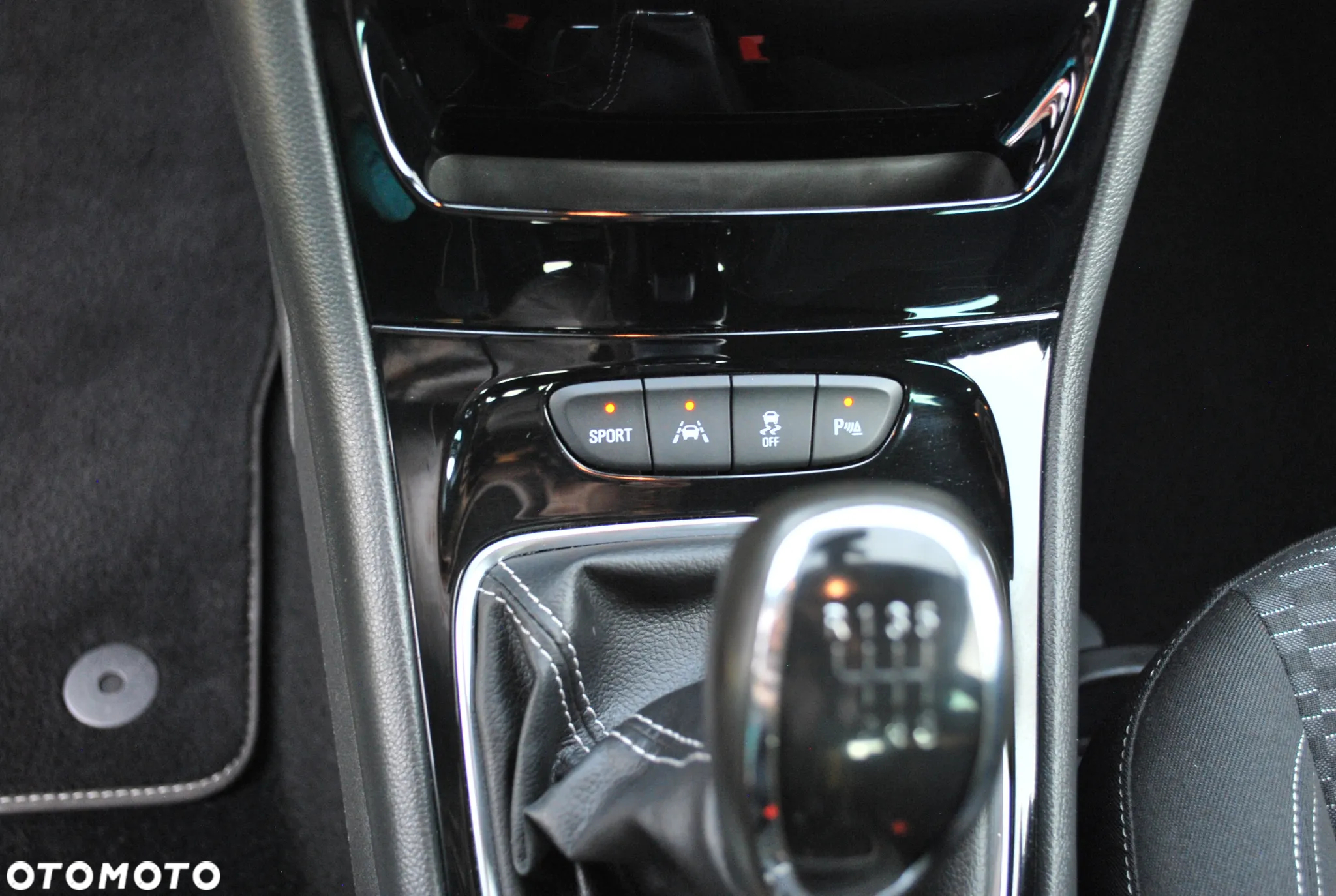Opel Astra 1.4 Turbo Innovation - 20