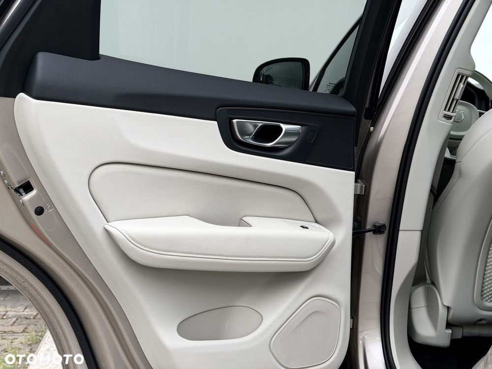Volvo XC 60 - 13