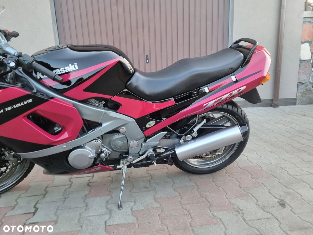 Kawasaki ZZR - 27