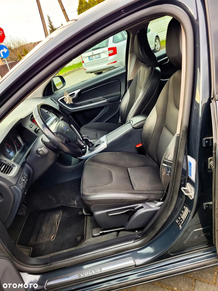 Volvo V60 D3 Geartronic Kinetic - 5