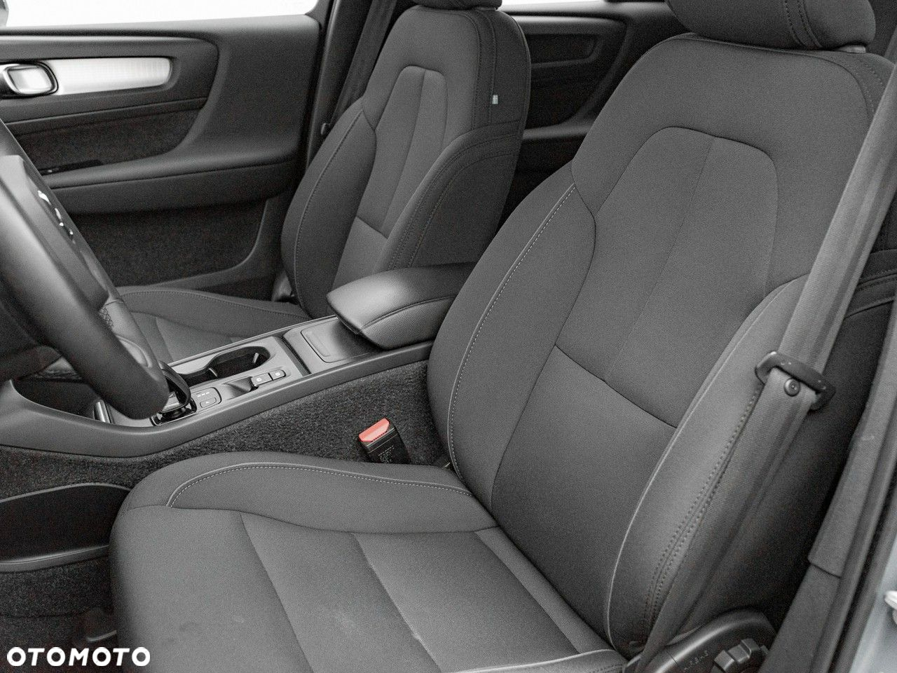 Volvo XC 40 T3 Momentum Pro - 15