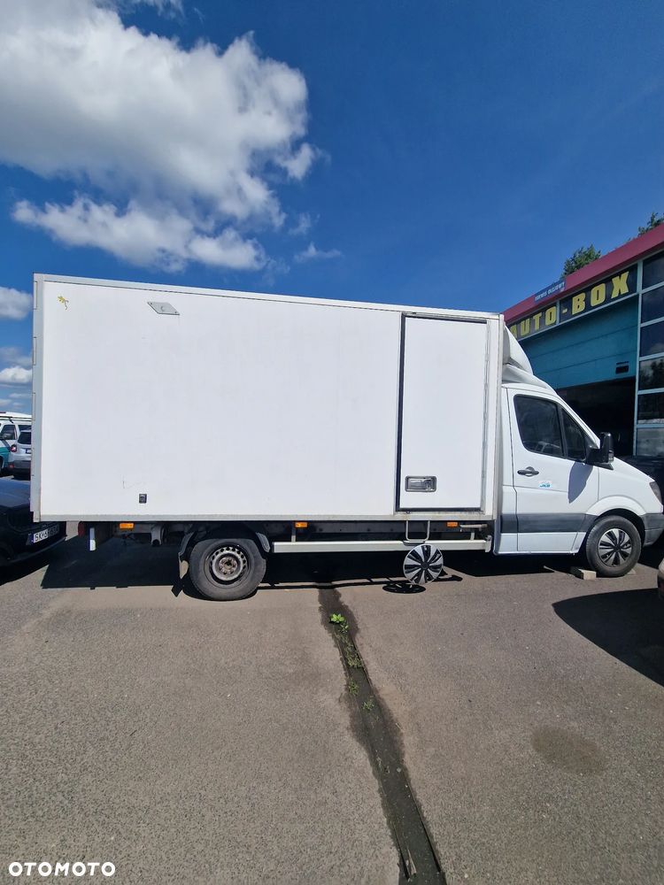 Mercedes-Benz Sprinter - 5