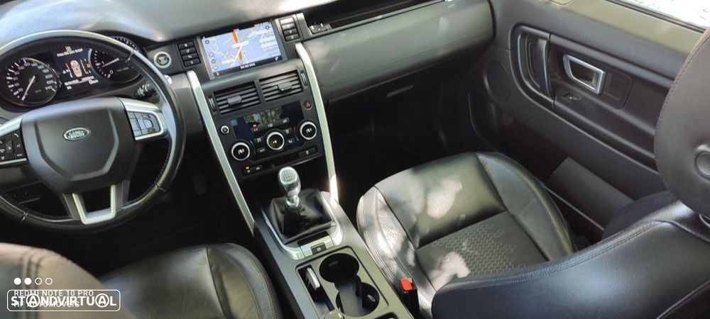 Land Rover Discovery Sport 2.0 eD4 HSE Luxury - 31