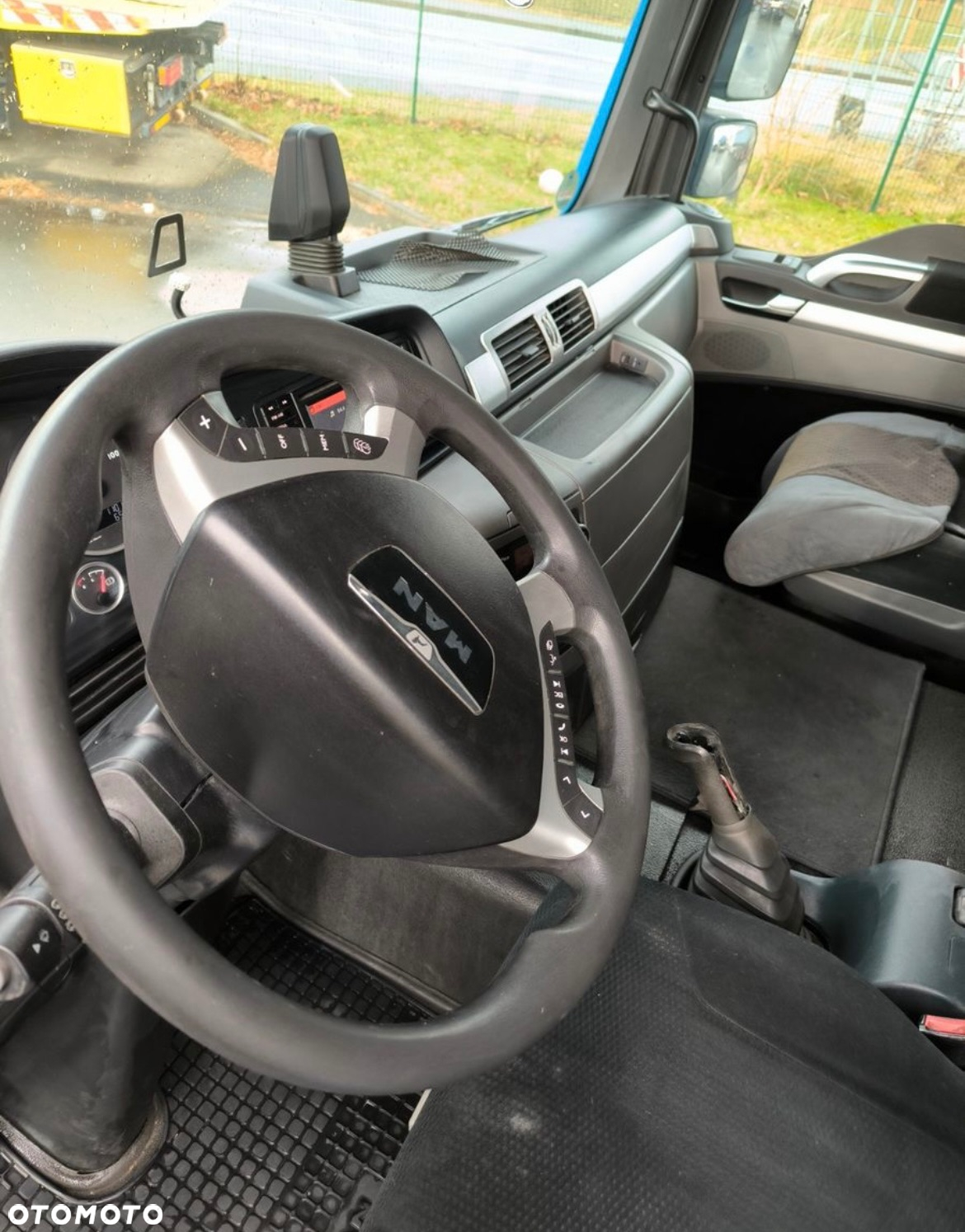 MAN TGL 12.250 cena za ZESTAW TANDEM UNIKAT przebieg z Niemiec MANUAL HAK / EURO 6 / przyczepa zestaw jumbo / opony 80% - 8