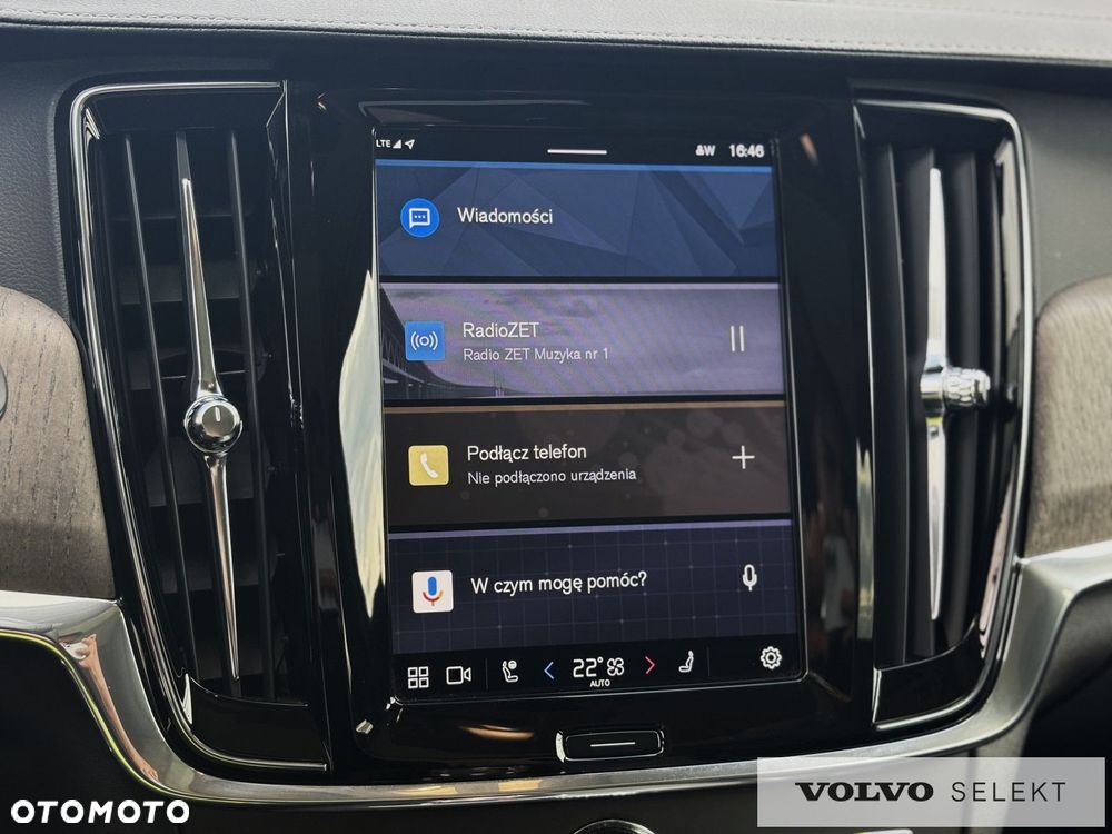 Volvo V90 Cross Country - 13