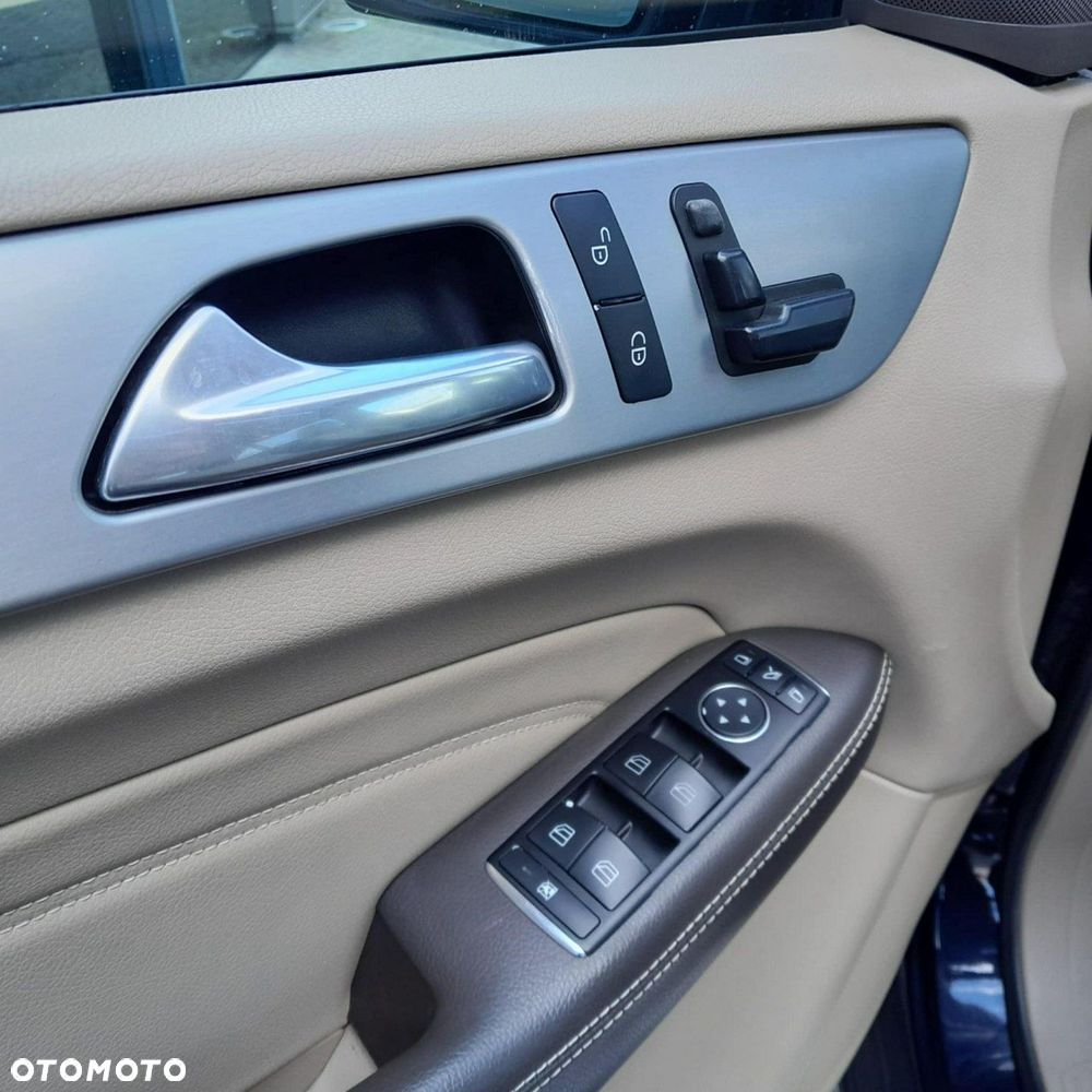 Mercedes-Benz ML 350 BlueTEC 4MATIC 7G-TRONIC - 15