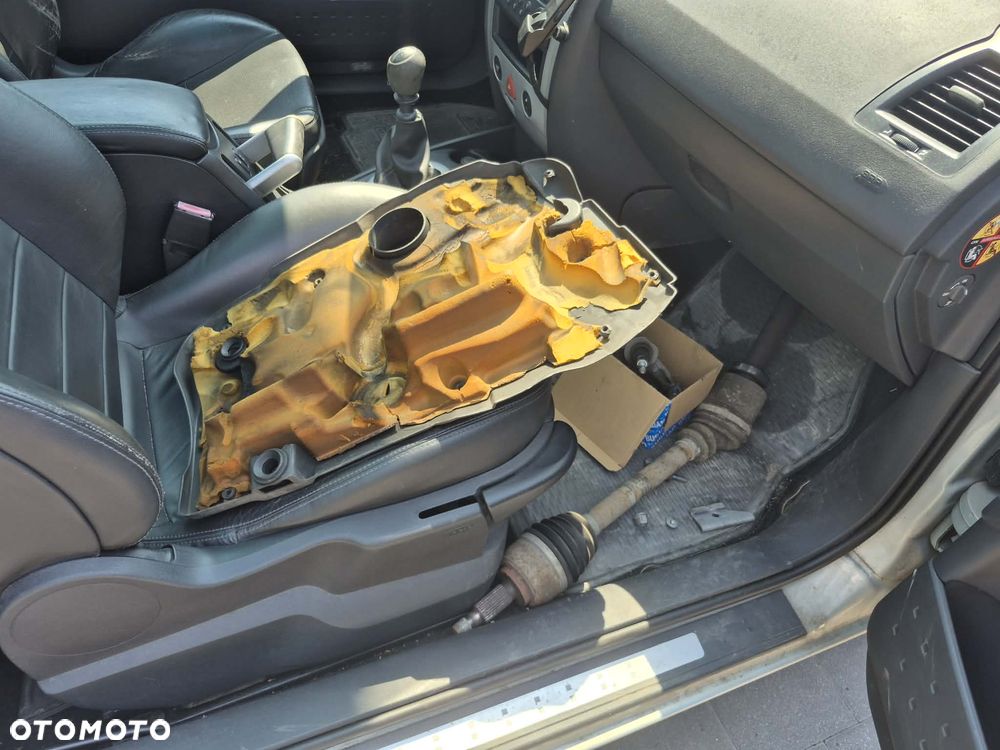 Renault Megane 1.9 dCi Confort Authentique - 6