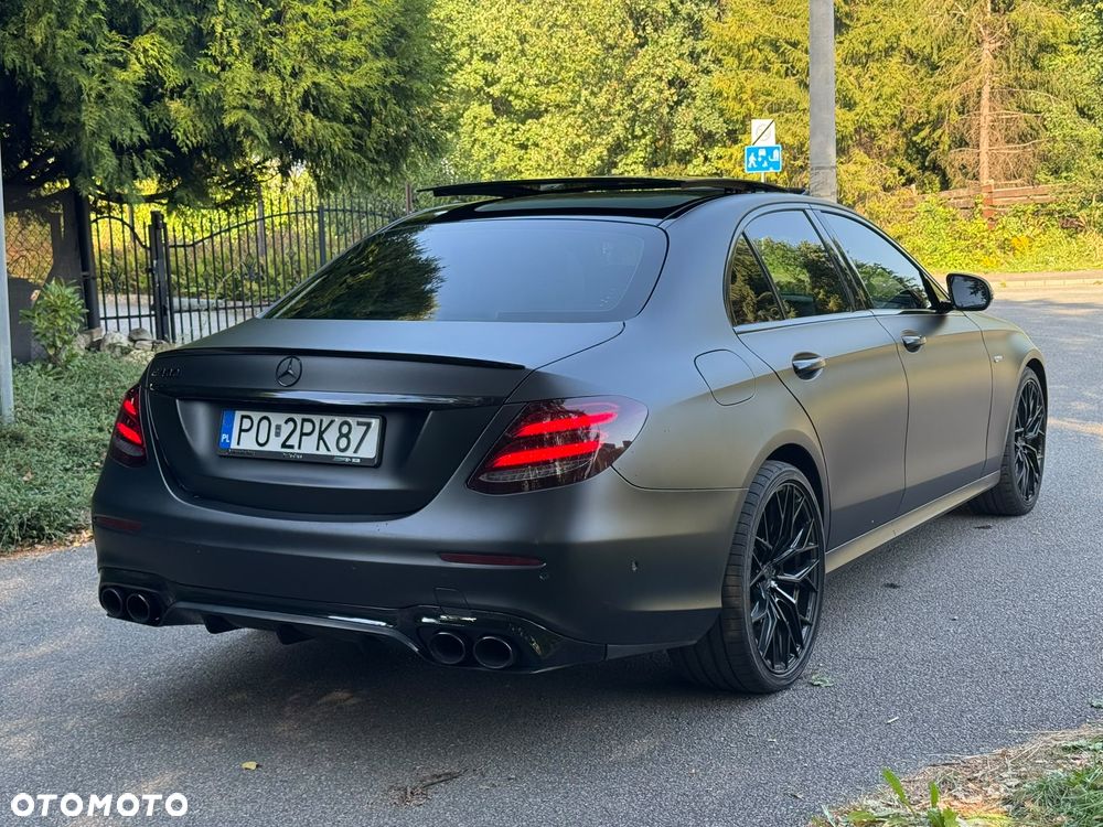 Mercedes-Benz Klasa E - 8
