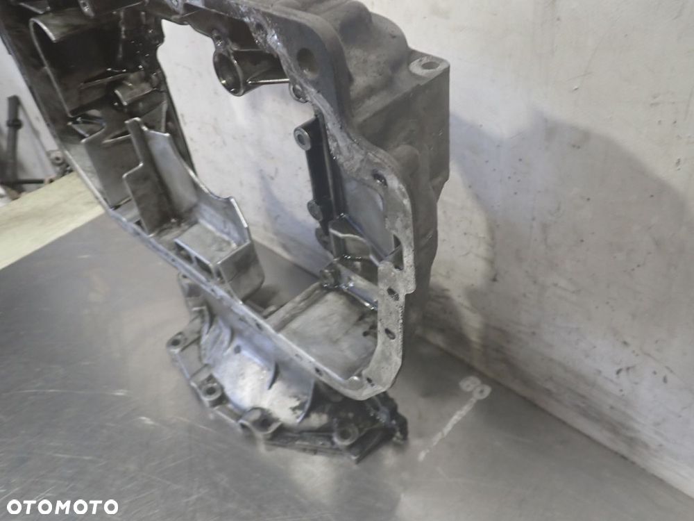MISA OLEJOWA PODSTAWA AUDI A6 C5 2.5 059103603J - 3