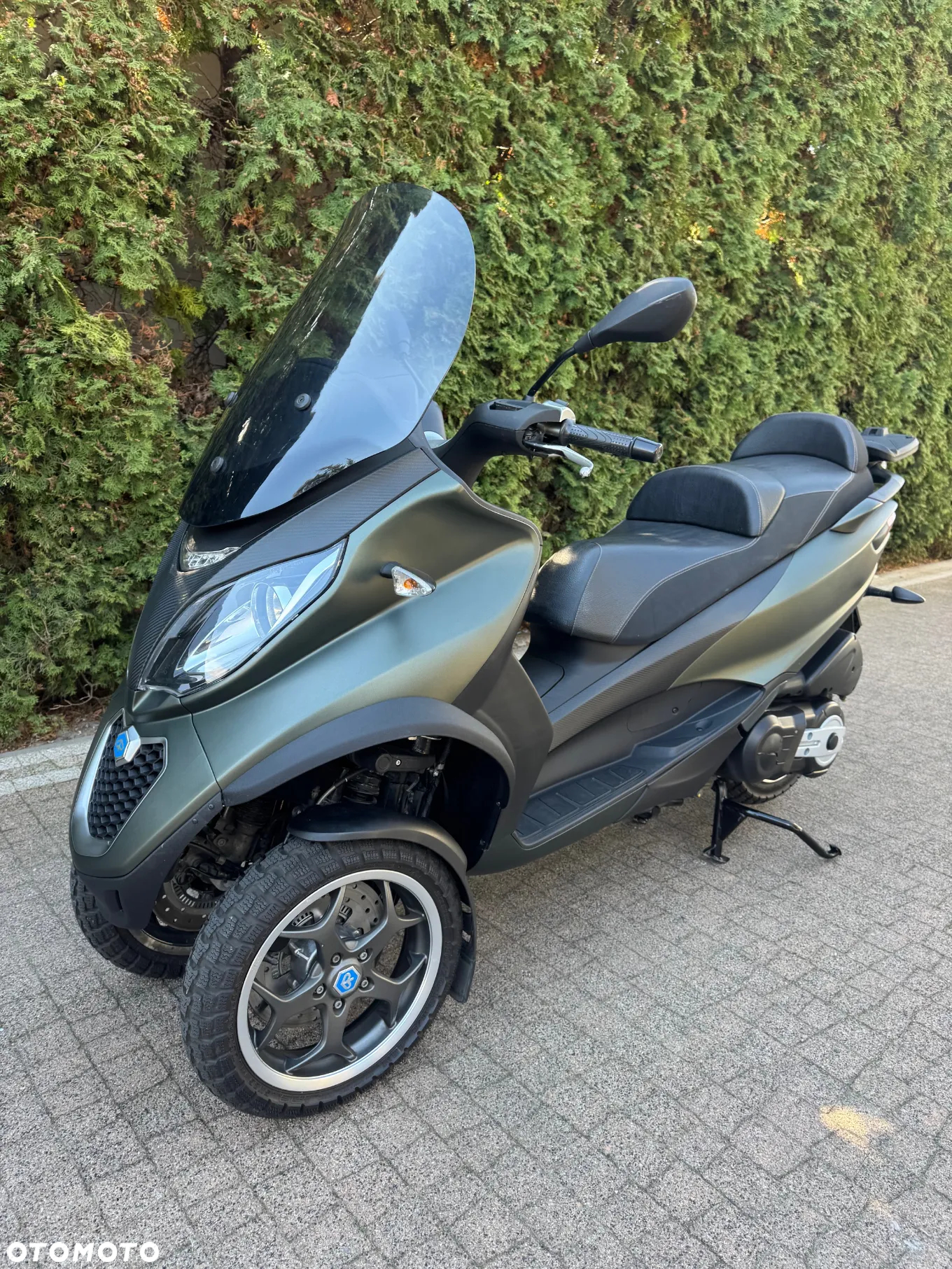 Piaggio MP-3 - 6