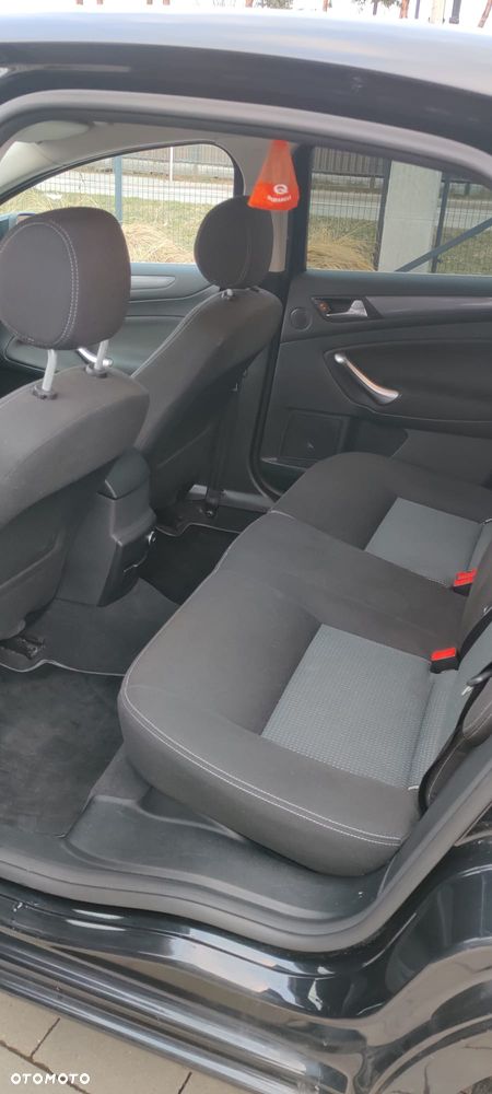 Ford Mondeo 2.0 TDCi Trend - 9