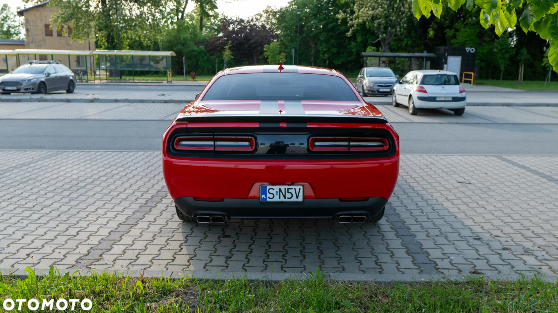 Dodge Challenger - 6