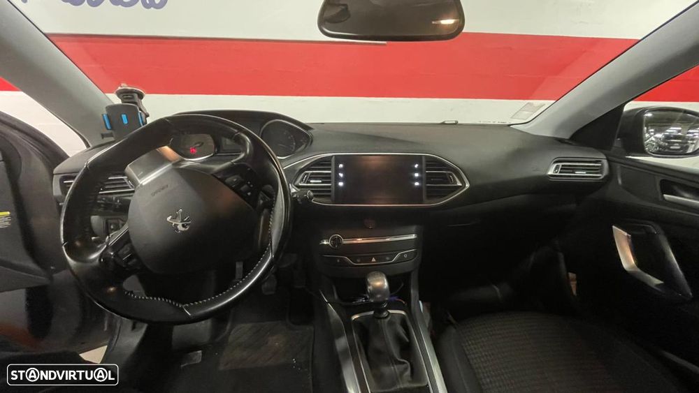 Peugeot 308 SW 1.2 PureTech Style - 1