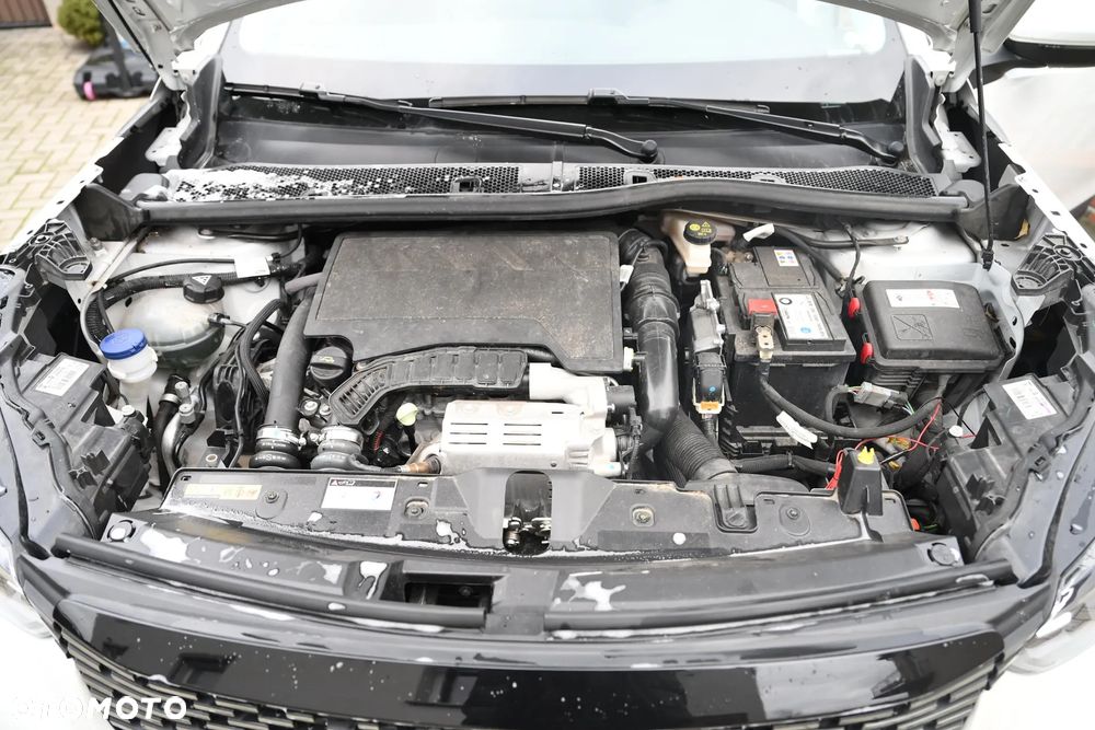 Peugeot 2008 PureTech 100 Stop&Start Active Pack - 8