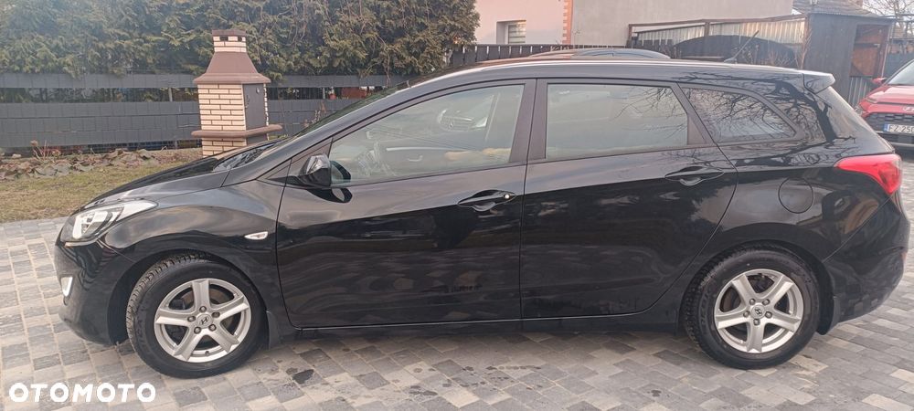 Hyundai i30 1.6 CRDi Classic - 3