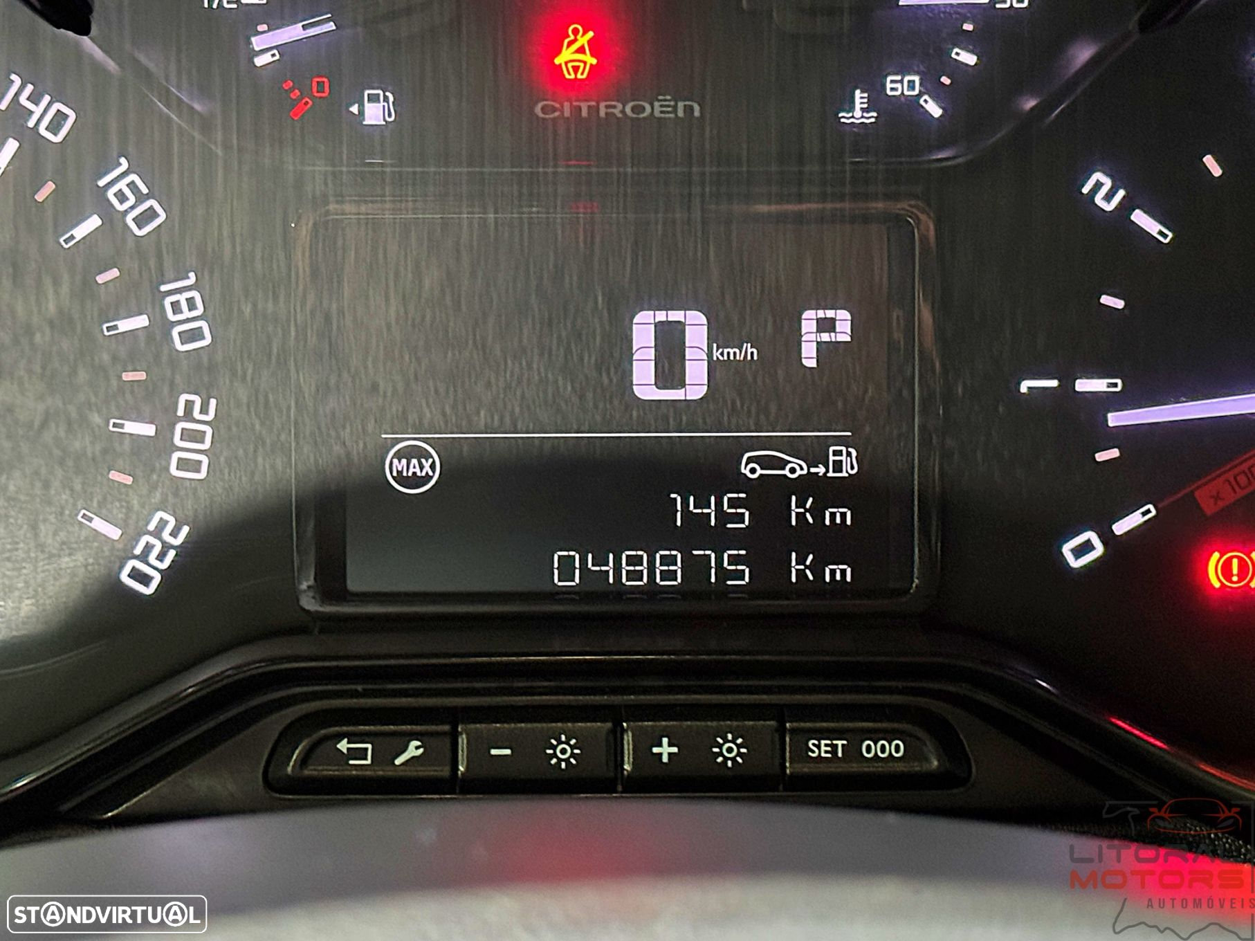 Citroën C3 1.2 PureTech Shine EAT6 - 26