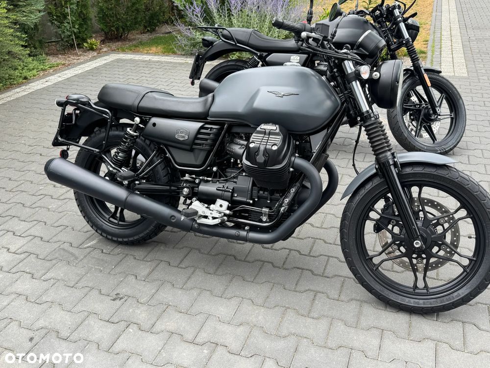 Moto Guzzi V7 - 3