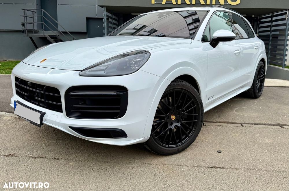 Porsche Cayenne S - 2