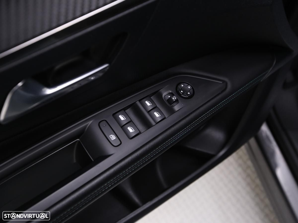 Peugeot 3008 1.6 Hybrid Allure e-EAT8 - 15