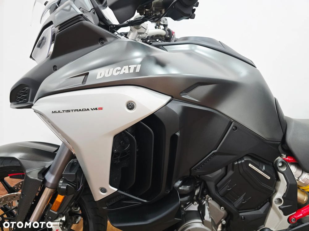 Ducati Multistrada - 19
