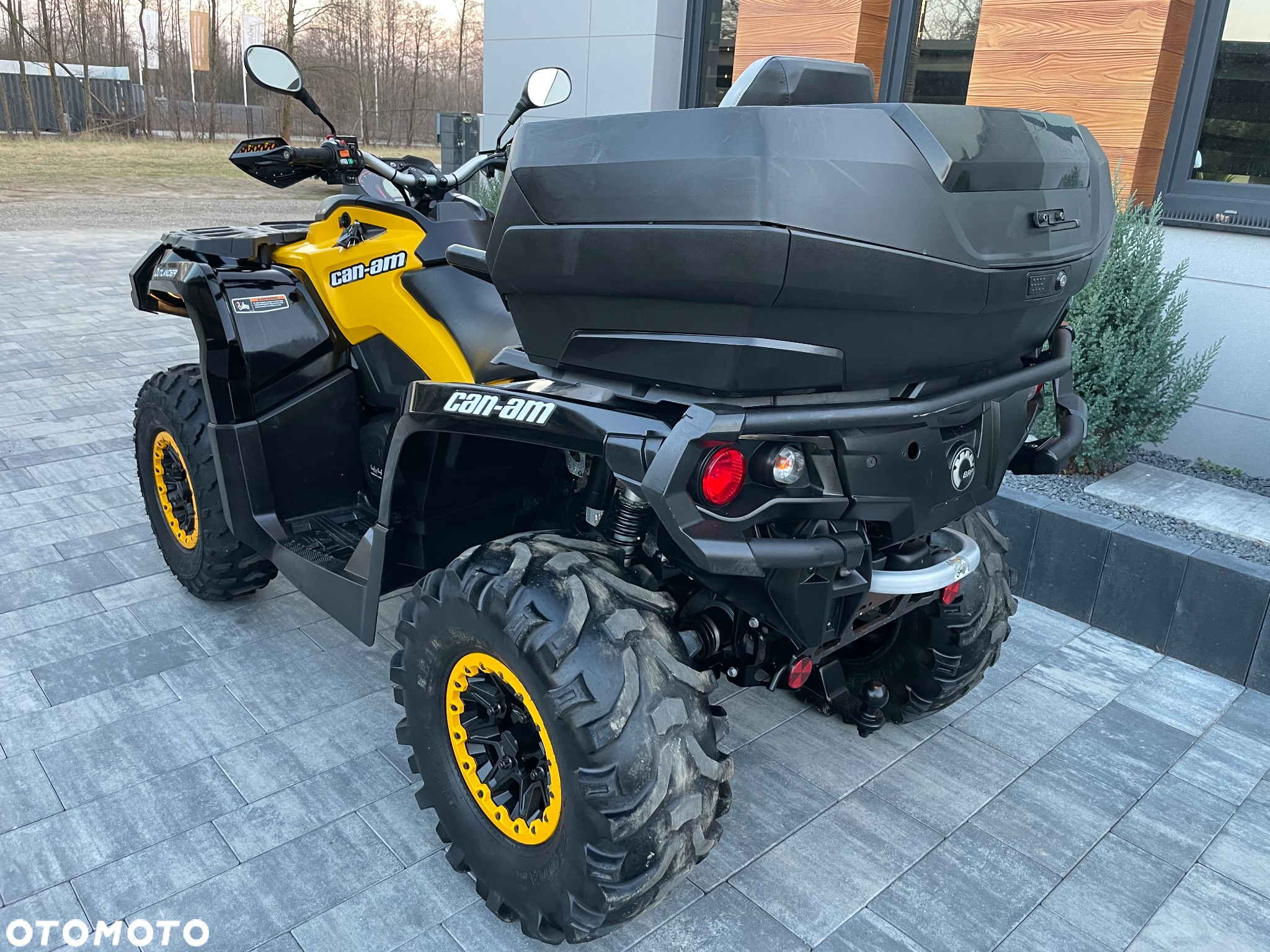 Can-Am Outlander Max