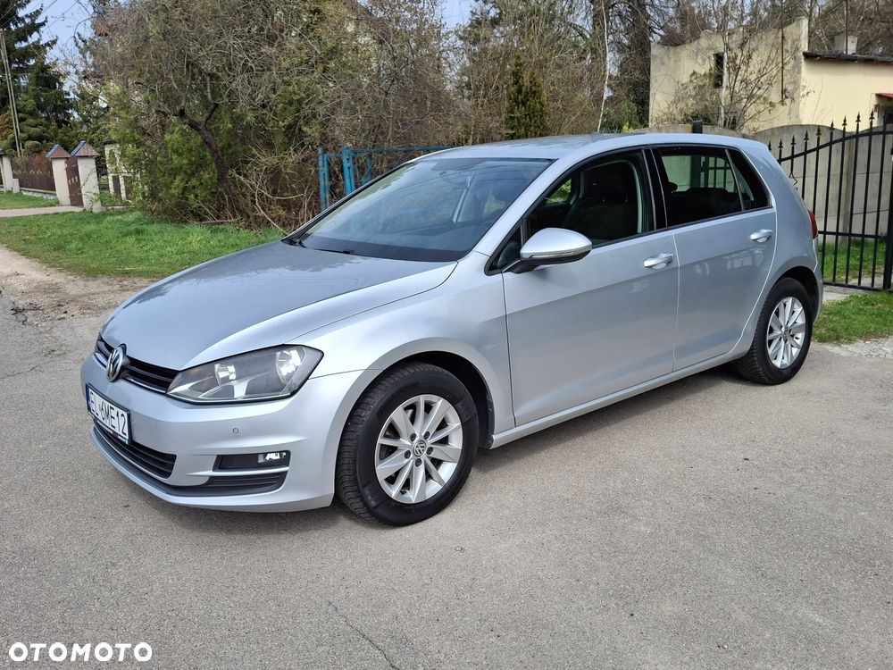 Volkswagen Golf 1.2 TSI BlueMotion Technology Comfortline - 2