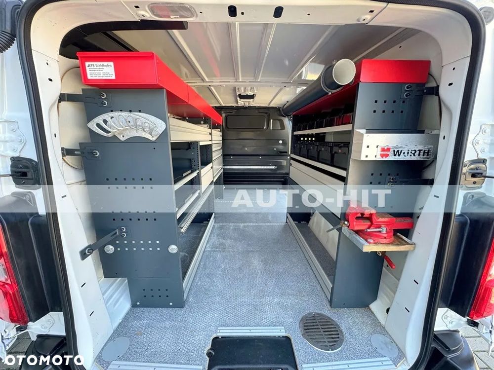 Opel Vivaro - 14