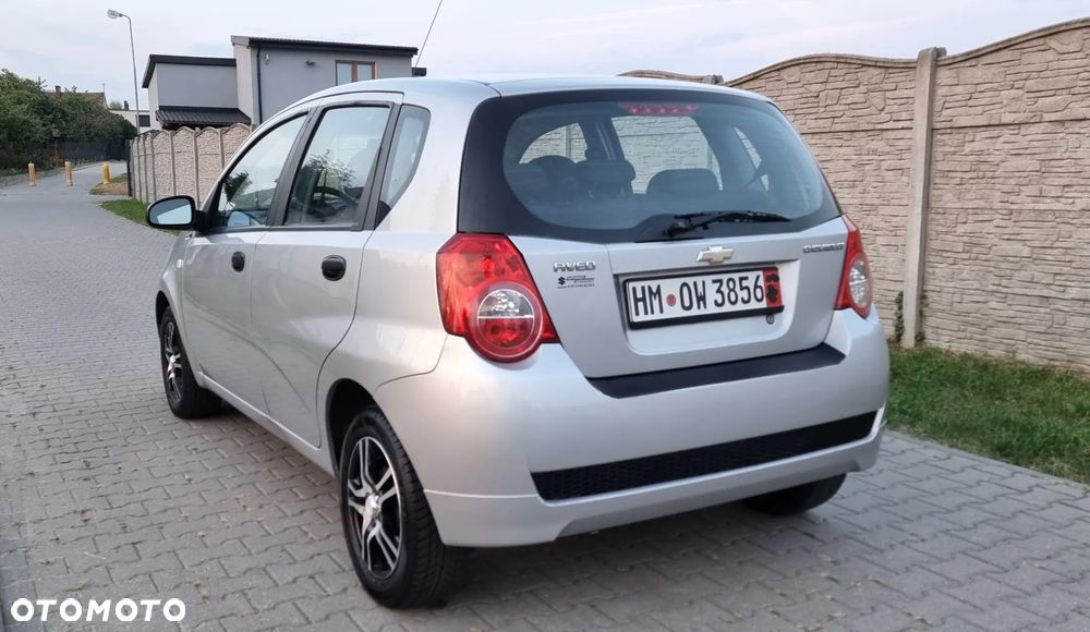 Chevrolet Aveo - 10