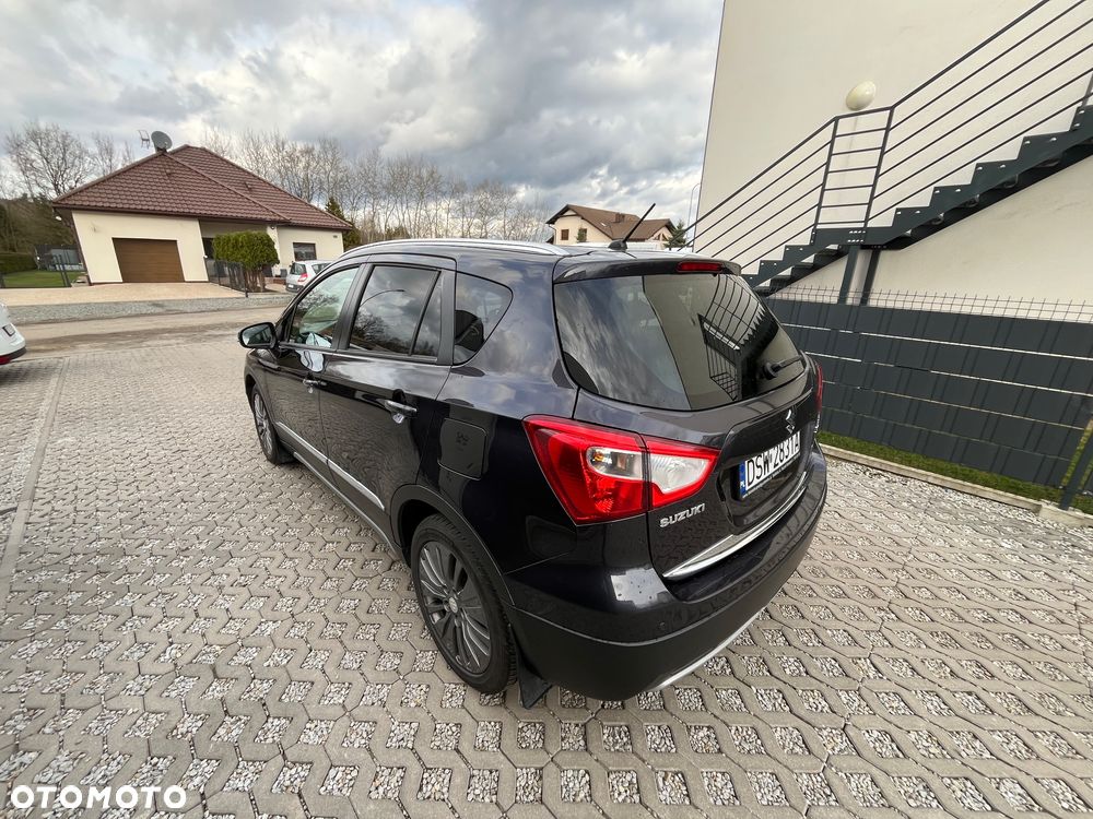 Suzuki SX4 1.6 Premium - 5
