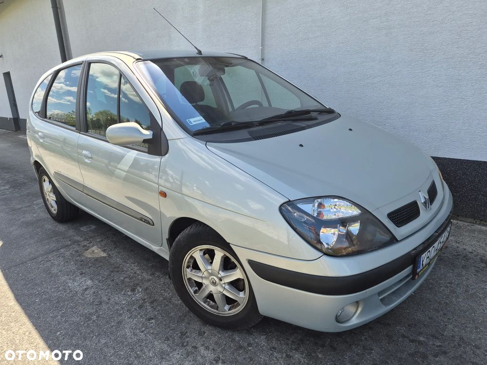 Renault Scenic 1.9 dCi Authentique - 17