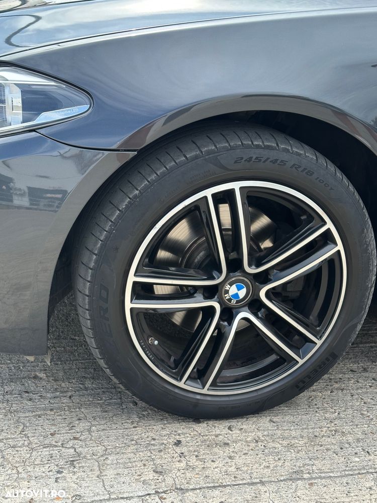 BMW Seria 5 520d xDrive - 6
