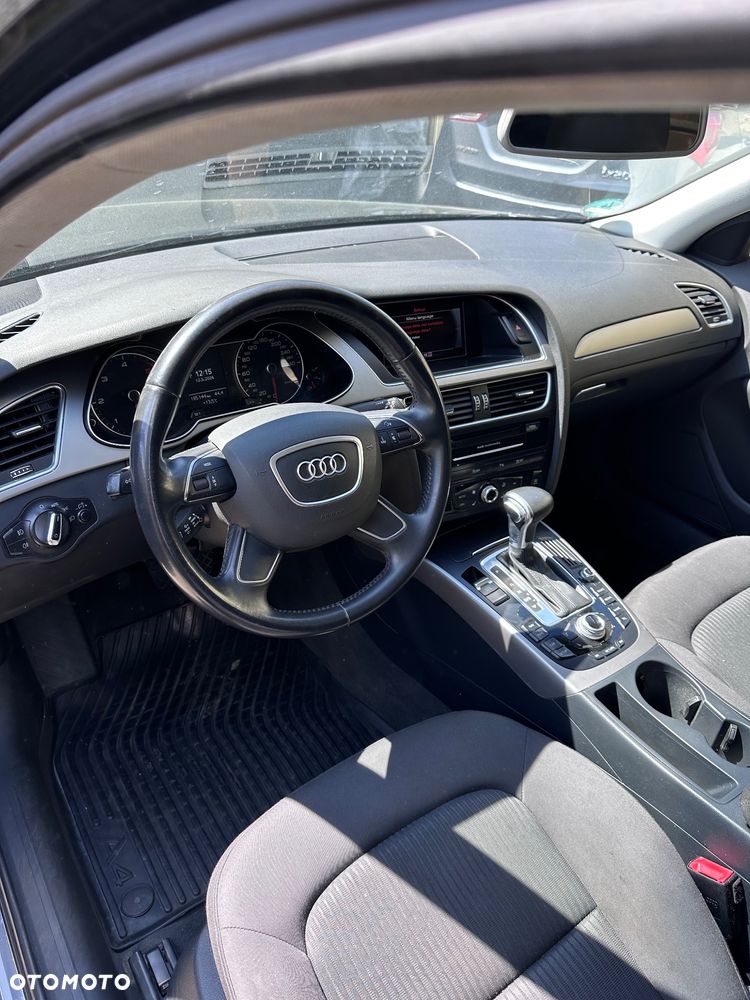 Audi A4 Avant 2.0 TDI DPF clean diesel multitronic Attraction - 20