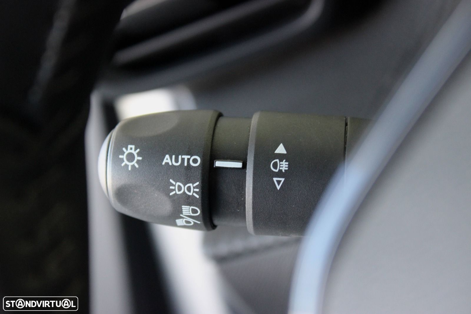 Peugeot 208 1.5 BlueHDi Active Pack - 17