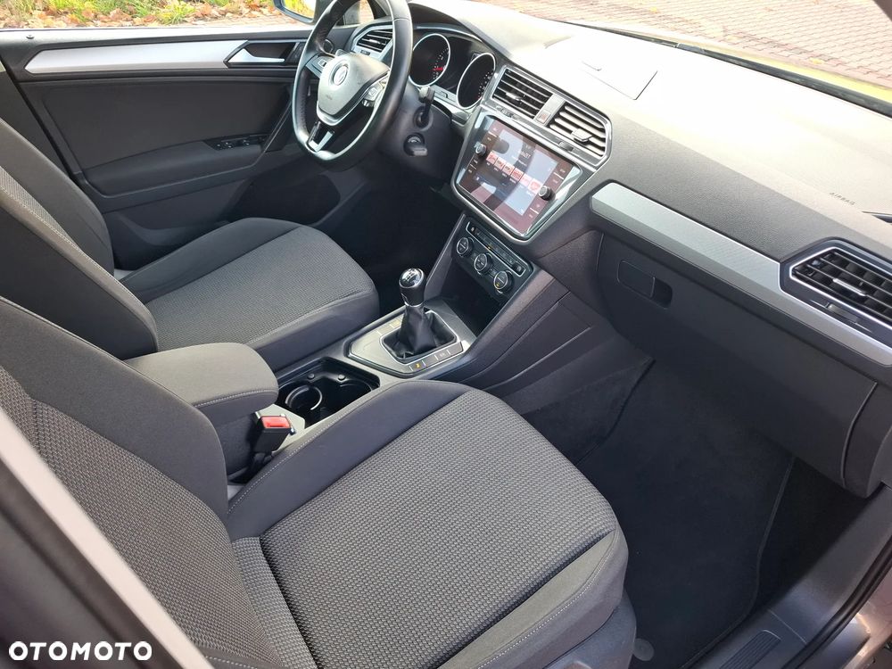 Volkswagen Tiguan 1.4 TSI BlueMotion Technology Trend & Fun - 26
