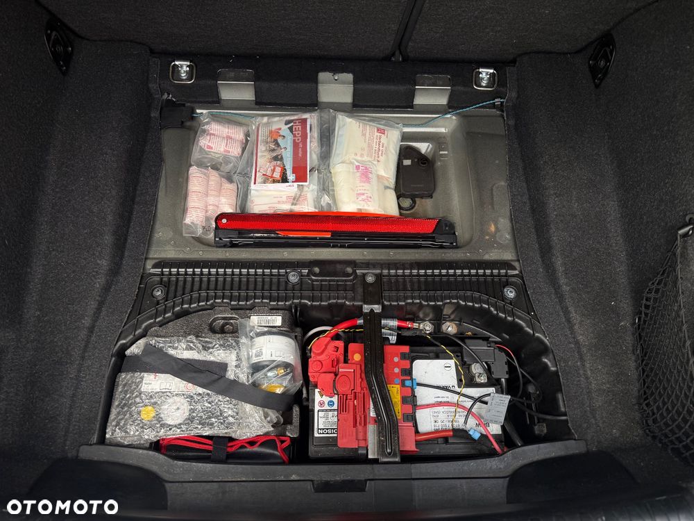BMW Seria 1 116i - 26