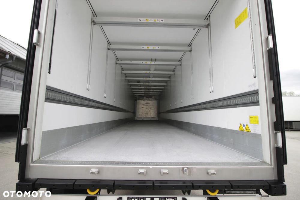 Schmitz Cargobull FP 60 V7 Thermo King SLXi 300 / DOPPELSTOCK / ŚCIANA 7 CM / - 28