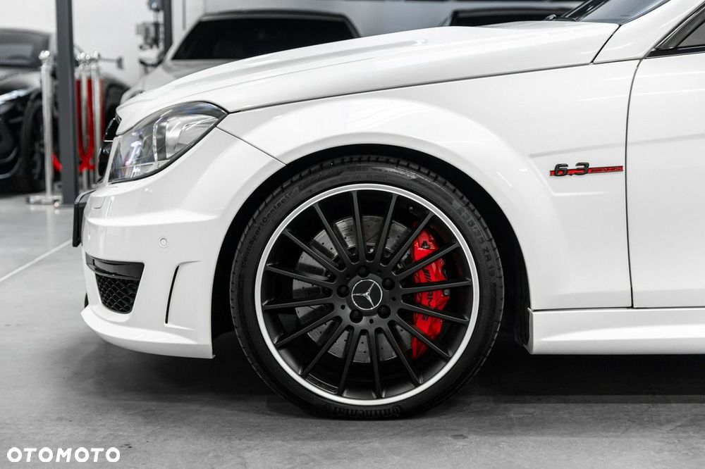 Mercedes-Benz Klasa C 63 AMG 7G-TRONIC Performance Plus SPORT EDITION - 17