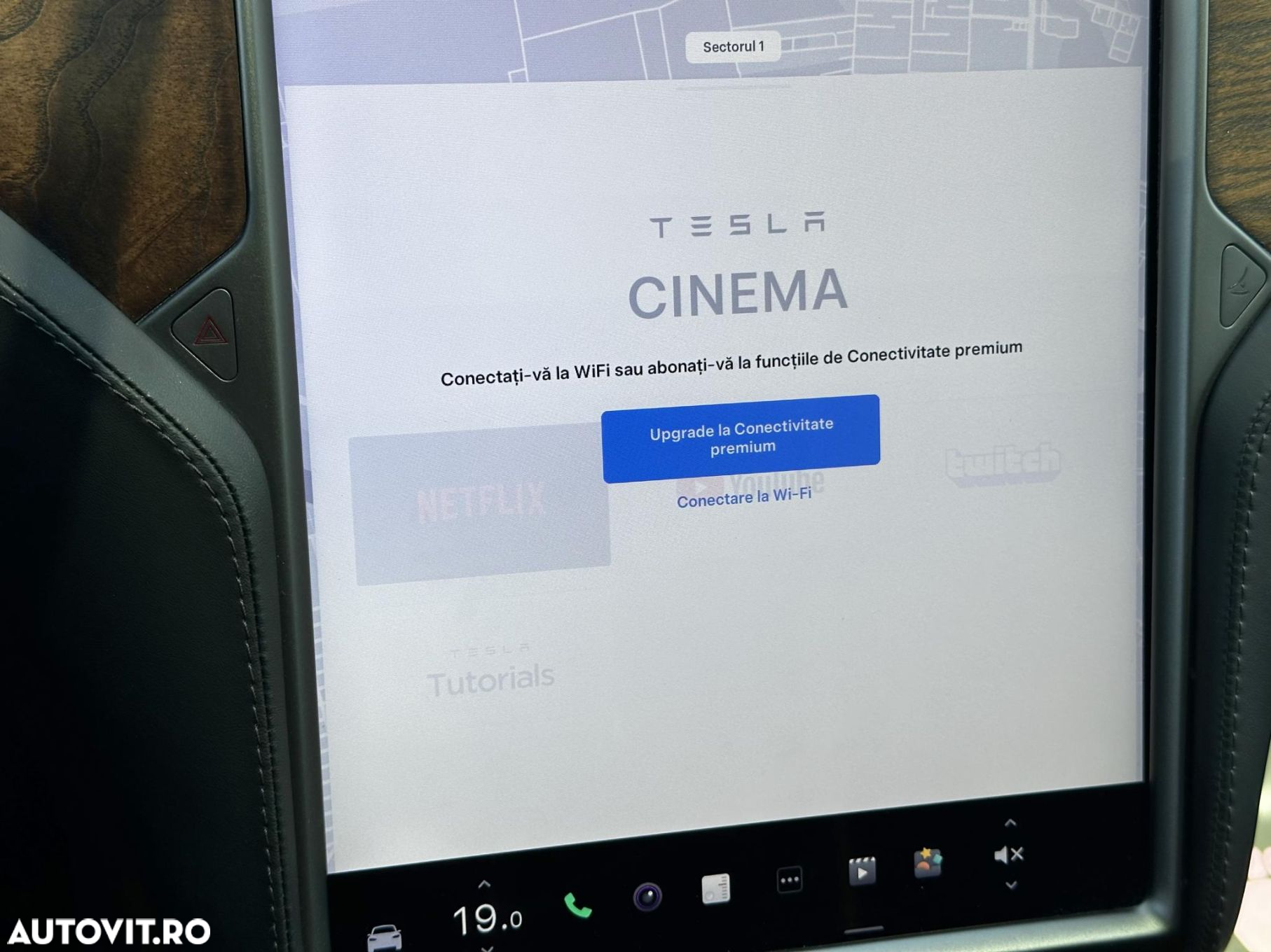 Tesla Model X - 29